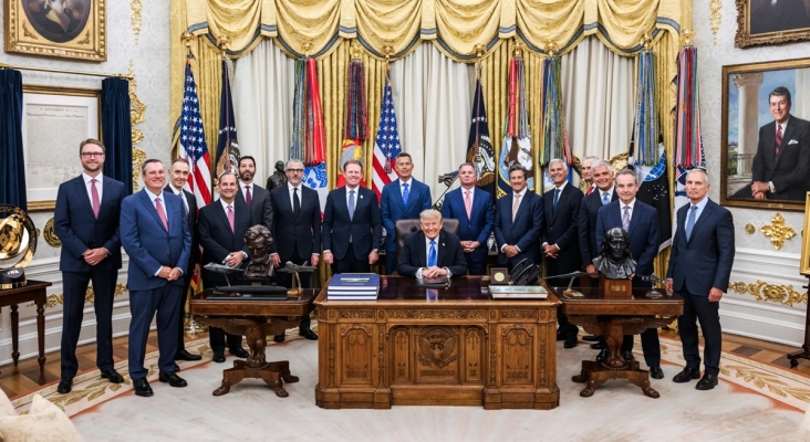 El sector turístico pide a Trump un plan para llevar a EE. UU. a los 100 millones de visitantes en 2030
