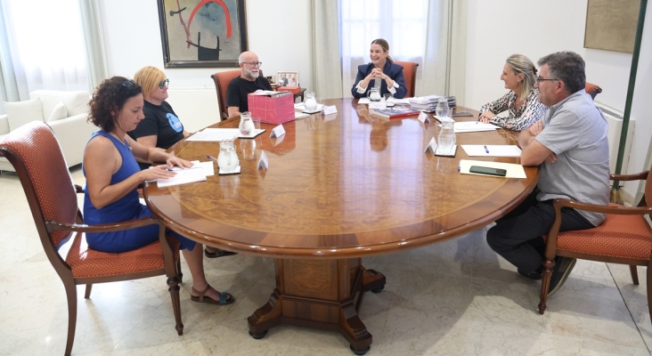 Reunión entre el Govern de Baleares y las asociaciones GOB y Terraferida.