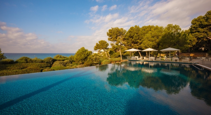 Infinitum Beach Club