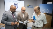 De izquierda a derecha: Álamo, Morales y Jorge en la presentación del proyecto