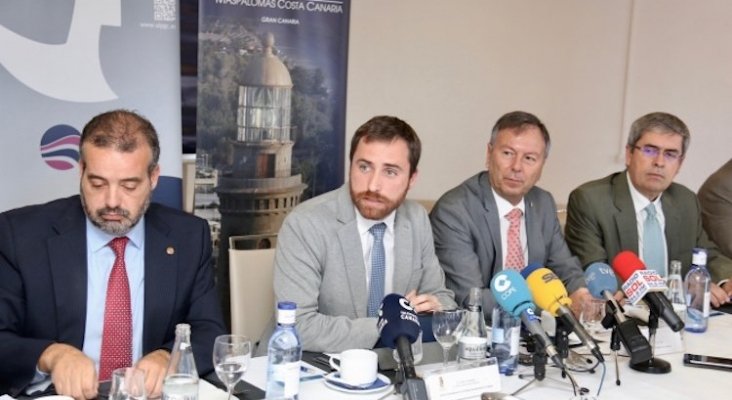 Isaac Castellano durante la presentación del V Foro de Turismo Maspalomas Costa Canaria