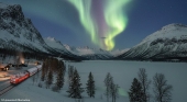 Tren nocturno de Snälltåget |Foto de Snälltåget generada con IA