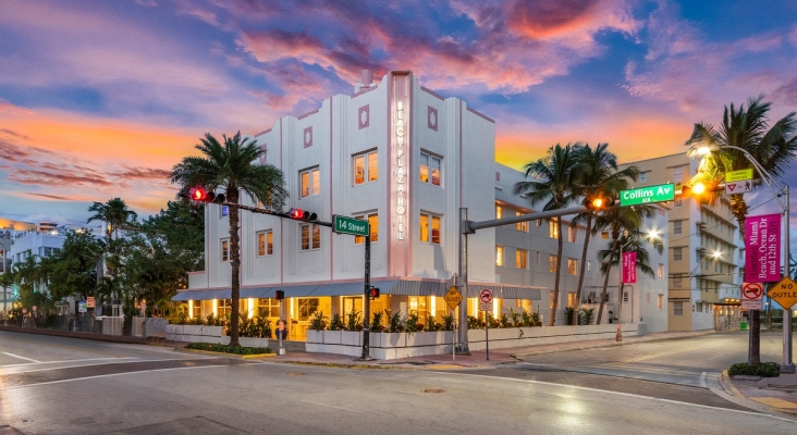 Beach Plaza Hotel