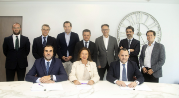 Firma del acuerdo de constitución de Atalum Hospitality