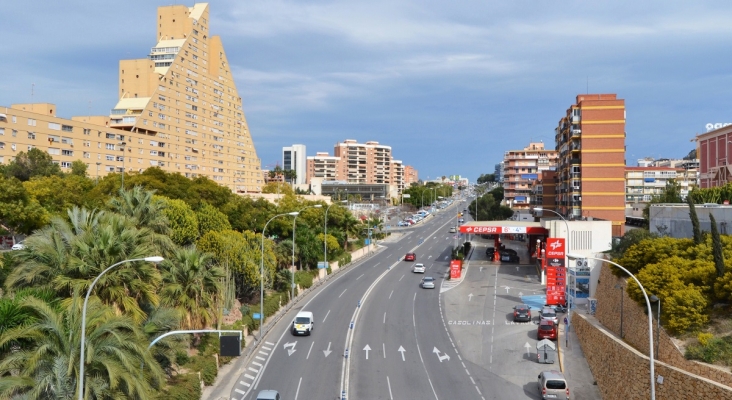 Avenida de Denia Foto Joanbanjo (CC BY SA 4.0)