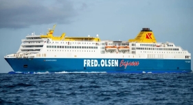 Ferry de Fred Olsen Express, que cubre habitualmente la ruta