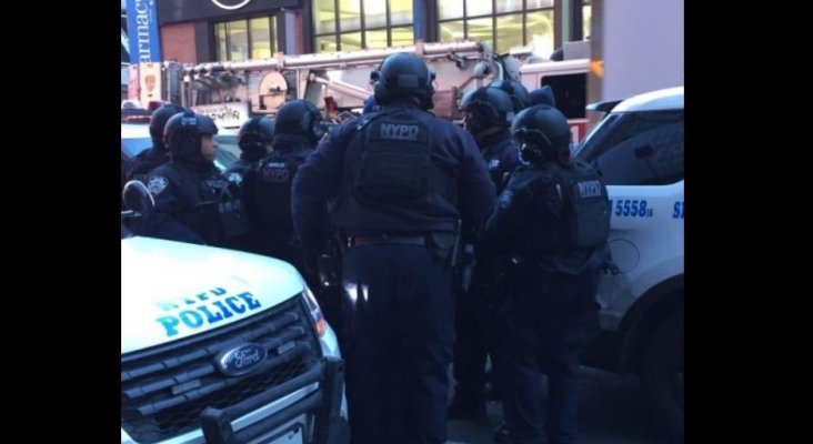 Alerta en Manhattan tras explosión en la mayor estación de autobuses