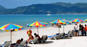 Tailandia quiere limitar el turismo en sus playas