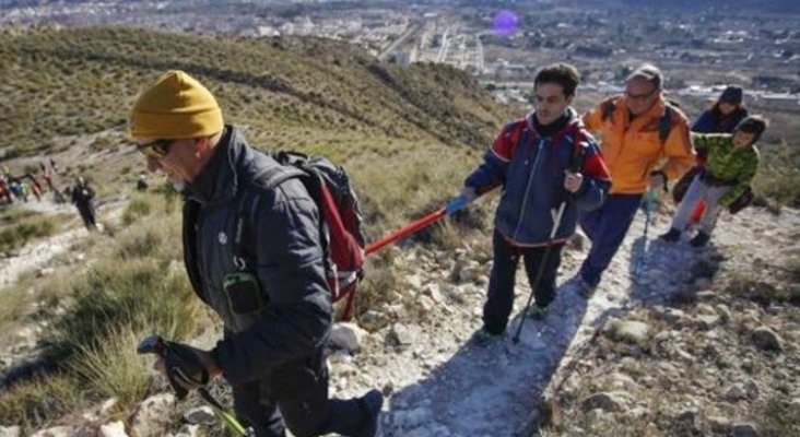 Discapacitados suben al monte Bolón. Foto de Ágora Habla