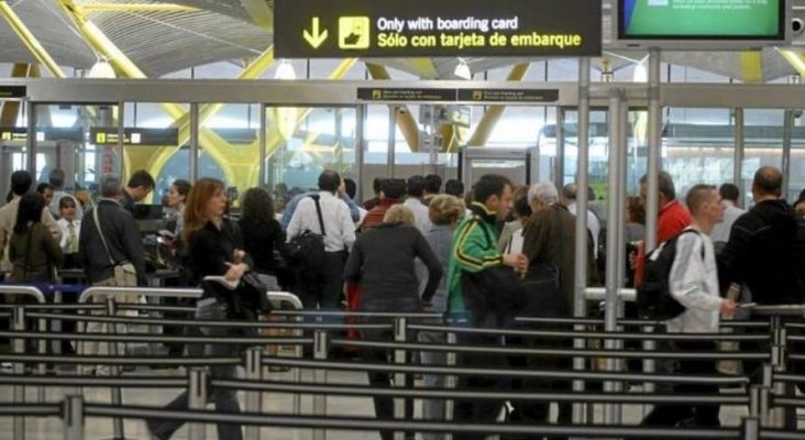 Control de seguridad en Barajas