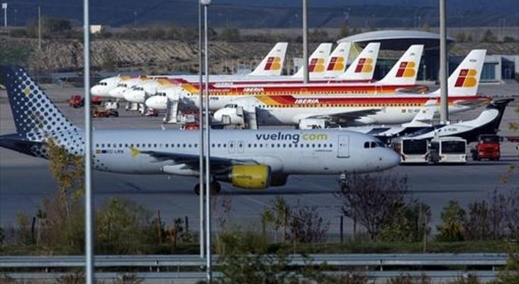 Aerolíneas aplauden la bajada de tasas aéreas