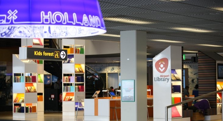 Librería del aeropuerto de Schiphol, Ámsterdam (Países Bajos)