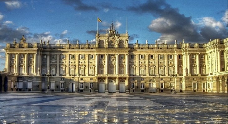 Palacio Real de Madrid. Foto de Tour Travel And More