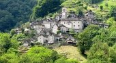 Corippo en Suiza, pueblo que se convertirá en hotel