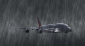 Airbus 380 en medio de la tormenta