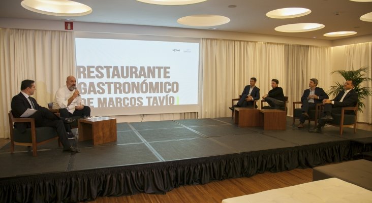 Presentación (izq.) Javier Muñoz; Marcos Tavío, Narvay Quintero; Carlos Alonso; Alberto Bernabé; José Manuel Bermúdez