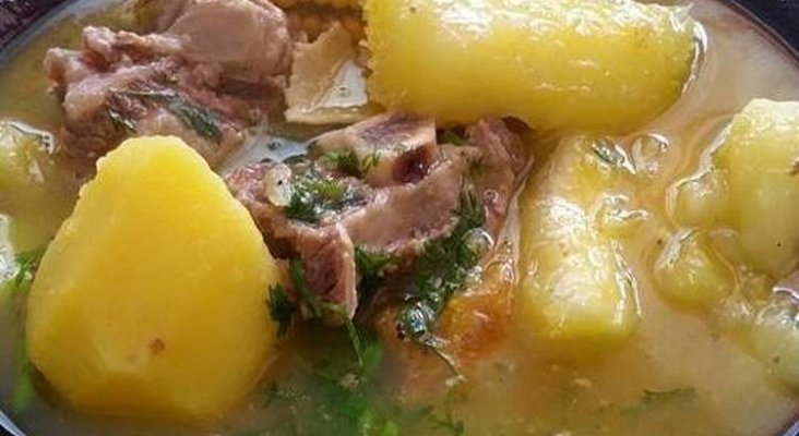 Sancocho colombiano