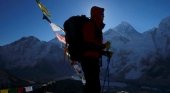 Prohíben por 10 años el acceso al Everest a dos escaladores por falsificar fotos en la cumbre