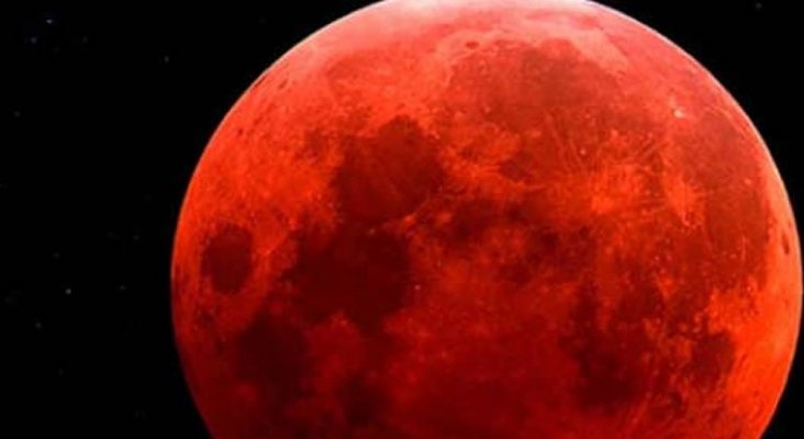 Superluna Azul de Sangre