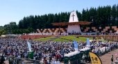 Fieles durante la misa papal en Chile