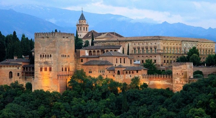 Netflix aterriza en Granada para rodar 'Recuerdos de la Alhambra'