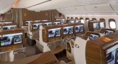 Interior de avión de Emirates