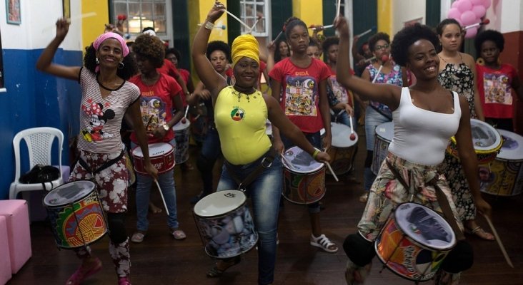 Grupo Didá en Salvador de Bahía. Foto de New York Times