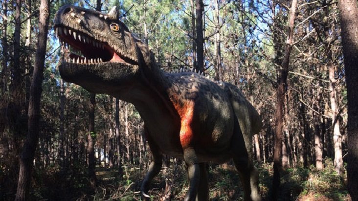 Inauguran parque temático de dinosaurios en Portugal