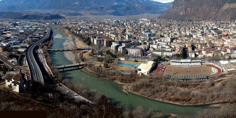 Bolzano. Italianos podrán llegar a España con pasaporte austríaco