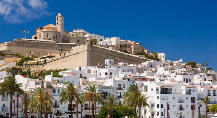 Ibiza invierte más de 43 millones en la reforma hotelera