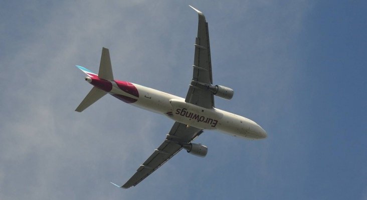 Los tripulantes de Eurowings amenazan con ir a la huelga