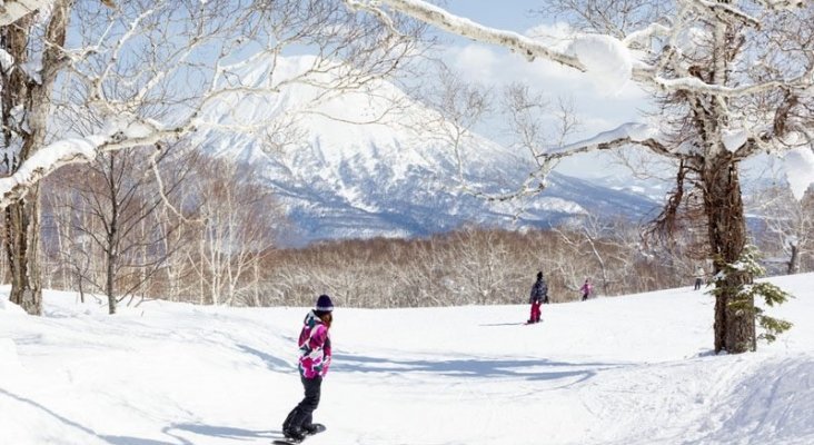 Esquiadores en Hokkaido