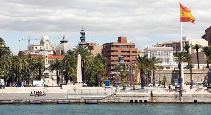 Exigen un ferry que una Cartagena con Baleares