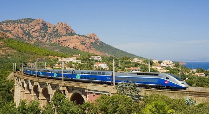 La huelga de trenes en Francia afecta un 50% las conexiones con España