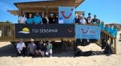 TUI arranca su campaña de limpieza de playas en Cádiz