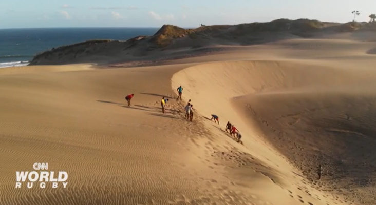 El éxito de la selección de Fiji, entrenar en las dunas
