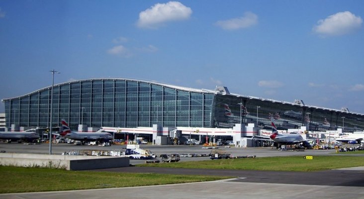 Aerolíneas temen el encarecimiento de los billetes por ampliación del Heathrow. Foto: Aeropuertos.Net