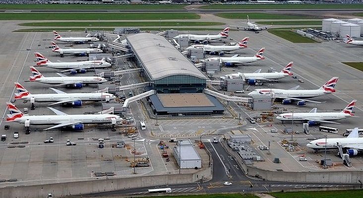 Reino Unido aprueba la ampliación del aeropuerto de Heathrow|Kenneth Iwelumo vía Wikipedia