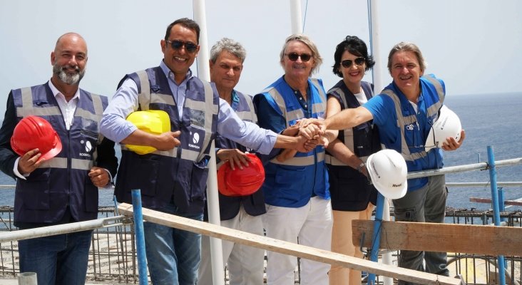 Dcha. a Izqda. Moisés Jorge Naranjo, director gerente del Patronato Insular de Turismo de Fuerteventura; Blas Acosta, vicepresidente del Cabildo de Fuerteventura y Consejero Insular de Turismo; Rafael Perdomo, alcalde de Pájara; Monti Galmés, CEO Consejer