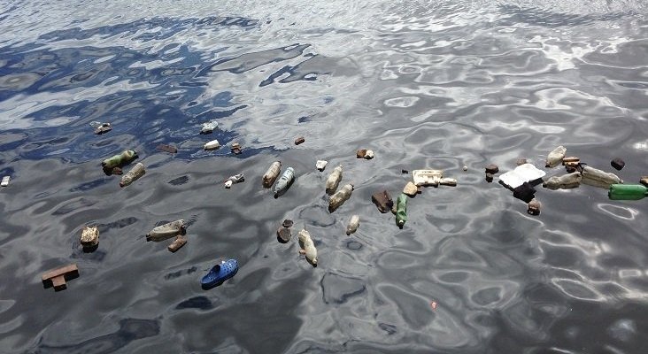 La presencia de plástico en aguas baleares multiplica por 30 la media del Mediterráneo 