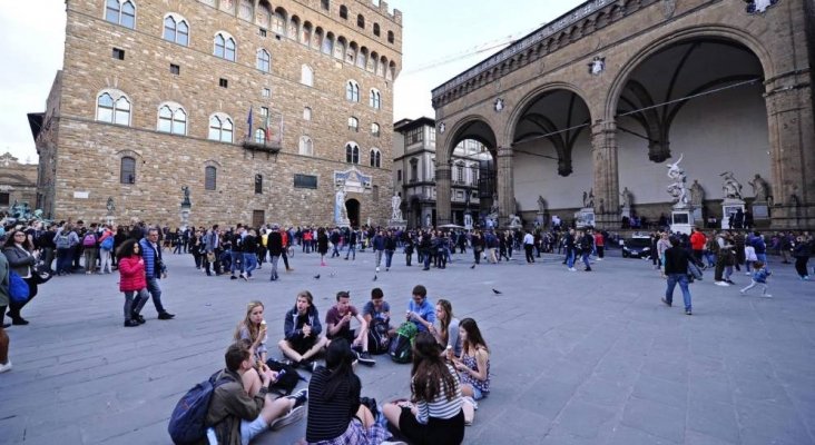 Culpan a turistas españoles de nueva prohibición en Florencia |Foto: Reuters vía El Confidencial