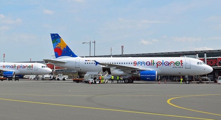 Small Planet  volará para TUI, Thomas Cook, DER Touristik y  FTI a pesar de insolvencia|Foto: Wikimedia vía Touristik Aktuell