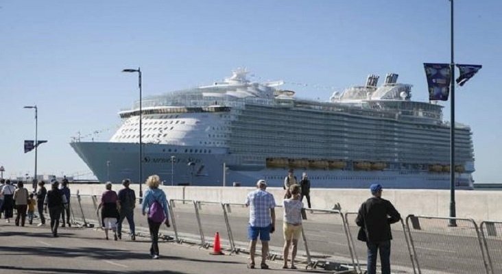 Málaga prevé un octubre histórico con 58 cruceros y 91.000 pasajeros|Foto: Sur