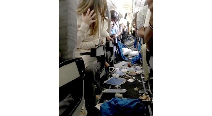 15 heridos por las turbulencias en vuelo Miami-Buenos Aires (2)