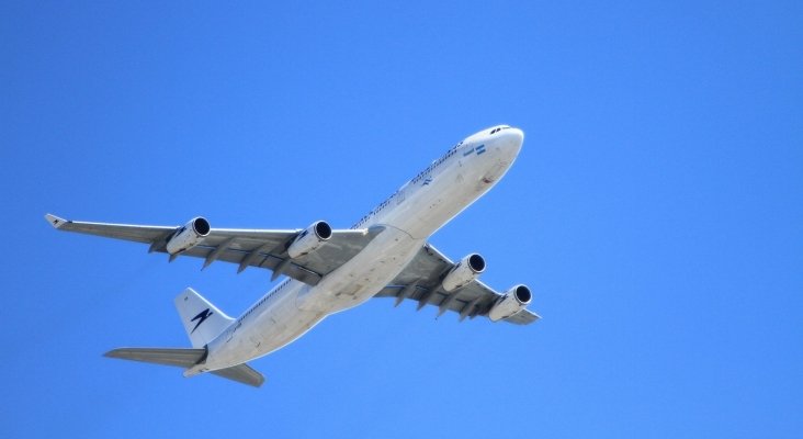 La aviación supera al AVE en pasajeros con casi 350.000 usuarios