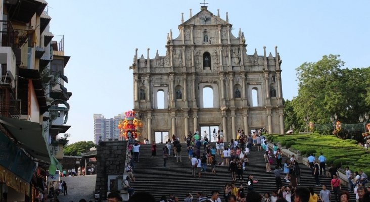 building crowd tourism place of worship macau town square 689709 pxhere.com
