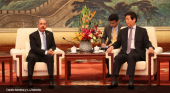 China y República Dominicana refuerzan su alianza con 18 acuerdos de cooperación|Foto: Danilo Medina y Li Zhanshu vía El Nacional