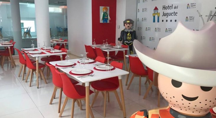 Hotel del Juguete, un concepto de hotel para Niños Grandes y Pequeños-4