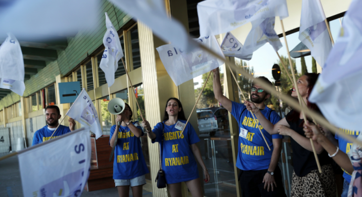 Golpes judiciales: Ryanair pierde la batalla de las huelgas con sus pasajeros