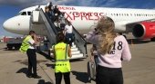 Pieza en la pista impacta contra avión durante despegue en Gran Canaria
